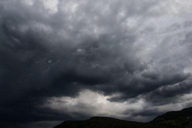 cloud-mood-rain-clouds-gloomy-143357.jpg