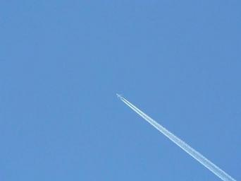Airplane condensation trail.jpg