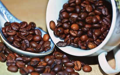 coffee-coffee-beans-grain-coffee-660399.jpg