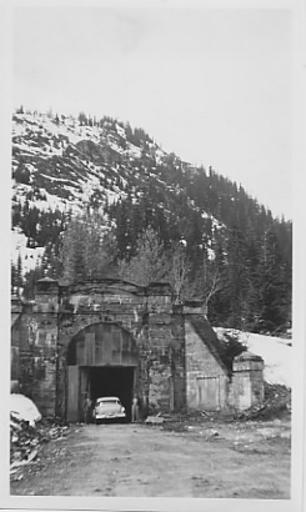 Free Images - cascade tunnel e portal