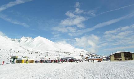 skiing-ski-ski-area-winter-sports-232477.jpg