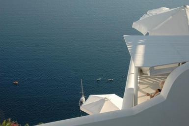 santorini-greece-greek-islands-484043.jpg