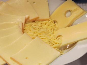cheese-grated-discs-raclette-cheese-81403.jpg
