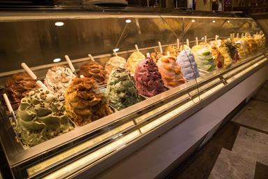 ice-cream-italy-italian-ice-cream-1123717.jpg