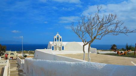 santorini-greece-white-houses-280054.jpg