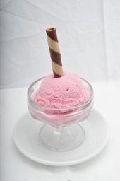ice-cream-dessert-strawberry-cream-700542.jpg