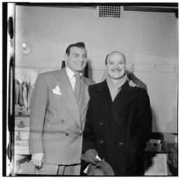 (Portrait_of_Bud_Freeman_and_Frankie_Laine,_New_York,_N.Y.(?),_between_1938_and_1948)_(LOC)_(4976466127).jpg