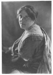 Mrs. Alfred Stieglitz by Adolf de Meyer 1912.jpg