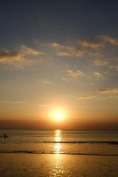 sunset-ocean-beach-vacation-travel-1086198.jpg