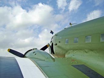 airplane-dakota-war-world-war-1309948.jpg