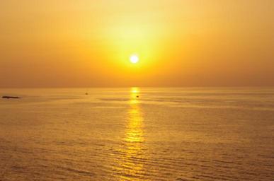 sunset-sea-sunset-boats-sunset-735103.jpg
