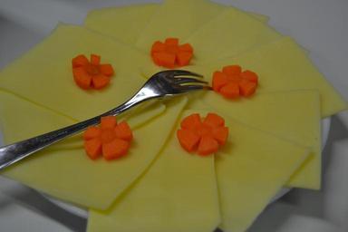 cheese-k%C3%A4seplatte-cheese-plate-333242.jpg