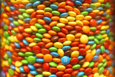 m-ms-candy-lollies-candy-store-588022.jpg
