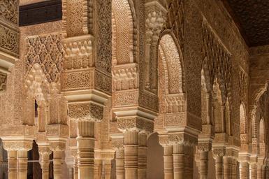 Columns arches Patio de los Leones, Alhambra, Granada, Andalusia, Spain.jpg