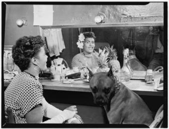 (Portrait_of_Billie_Holiday,_Downbeat(?),_New_York,_N.Y.,_ca._June_1946)_(LOC)_(4843747486).jpg