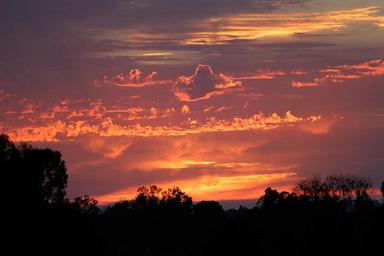 sunset-sky-fire-cloudscape-evening-1427768.jpg