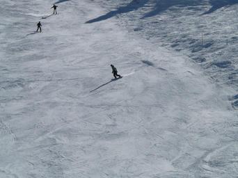 skiing-skiers-skier-runway-ski-run-3798.jpg