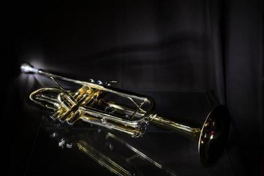 trumpet-jazz-musical-instrument-722816.jpg