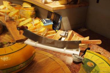 cheese-knife-cheese-cheese-cutting-922385.jpg