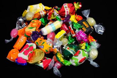 candy-hand-made-sweets-treat-295589.jpg