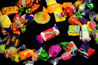 candy-hand-made-sweets-treat-295595.jpg