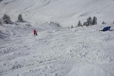 skiing-skier-ski-area-arlberg-999237.jpg