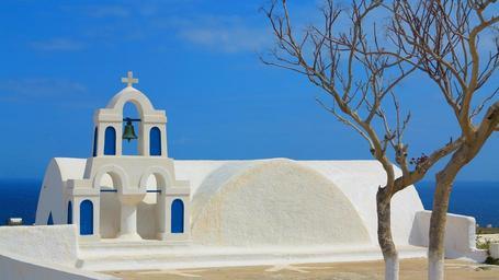 santorini-greece-white-houses-280056.jpg