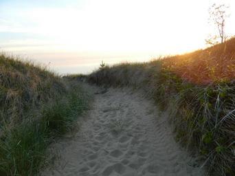 sand-beach-sunset-vacation-sea-716900.jpg