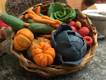 fruits-thanksgiving-basket-autumn-1043219.jpg