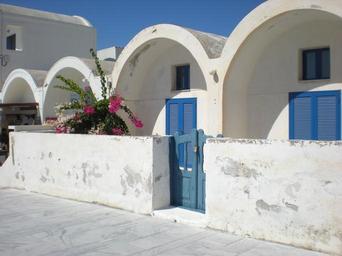 santorini-greek-island-greece-86833.jpg
