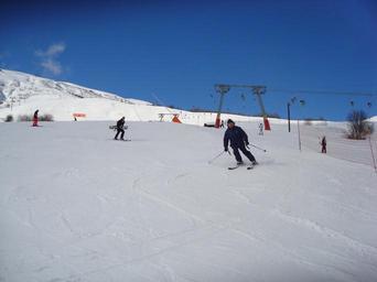 skiing-snow-mountain-landscape-528380.jpg